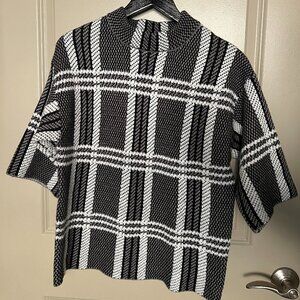 Belldini Women's Sweater- Small